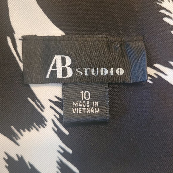 Animal Print Sleeveless Cocktail Sheath Dress By AB Studio.Size 10 - Picture 9 of 11